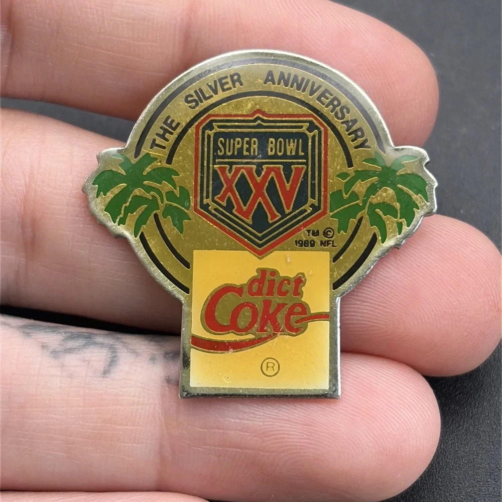 Vintage Coca-Cola Diet Coke‎ Super Bowl XXV Silver Anniversary Lapel Pin